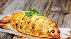 Как приготовить заливной пирог с рыбой: самые интересные рецепты Заливной пирог с рыбой и яйцами
