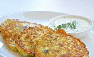 Recipe for zucchini pancakes: fast, tasty, healthy Simple pancakes