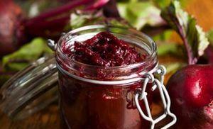 Simple and very tasty recipes for beet caviar: roll up the jars for the winter